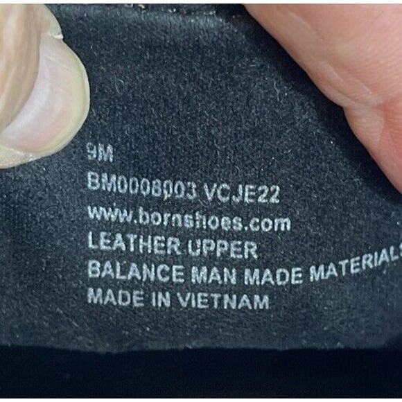 BORN Men’s Size 9 M Black Leather Loafers - Picture 5 of 6